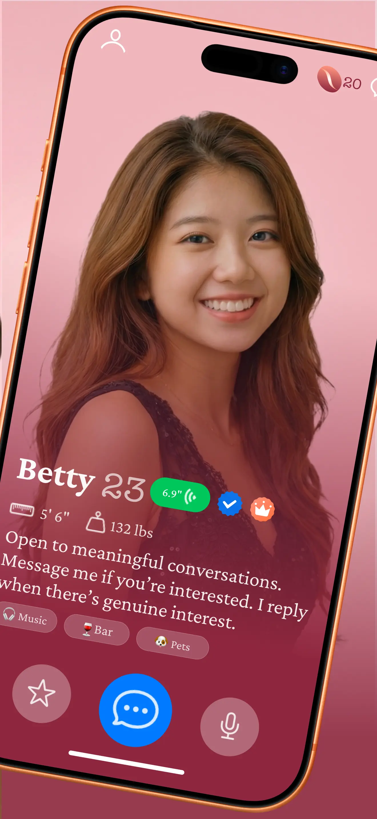 A woman using iCupid on cellphone